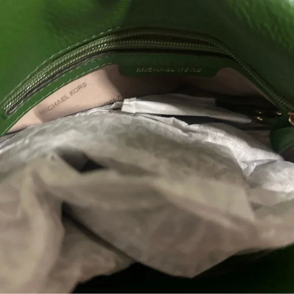 Michael Kors Green Leather Crossbody Bag - Picture 7 of 7